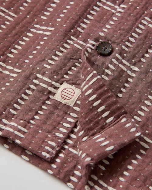 laydown detail image of Dobby Resort Shirt