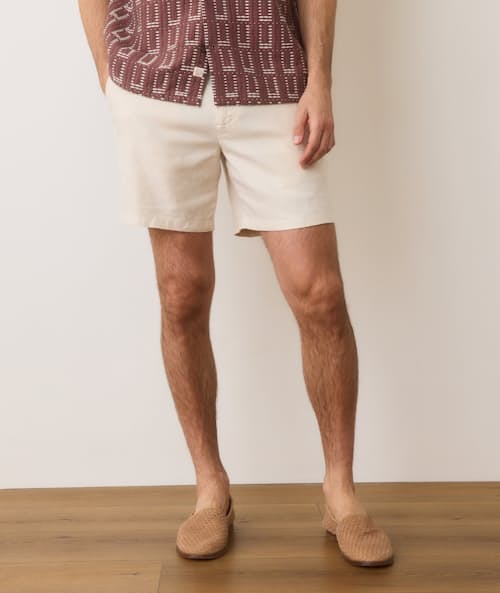 on model image of Hemp Short - 7"