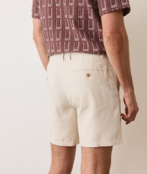 on model image of Hemp Short - 7"