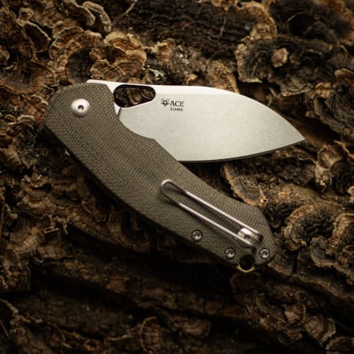 lifestyle image of ACE Biblio XL Pocket Knife