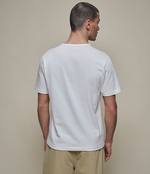on model image of Vintage Machine Jersey T-Shirt-2M15
