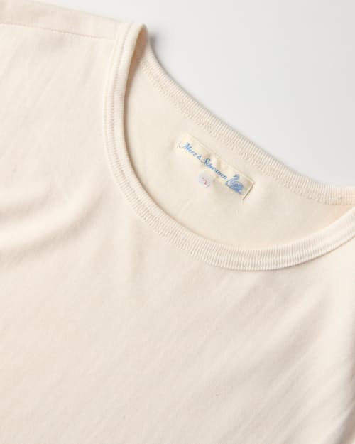 laydown detail image of Classic T-Shirt- 2M15