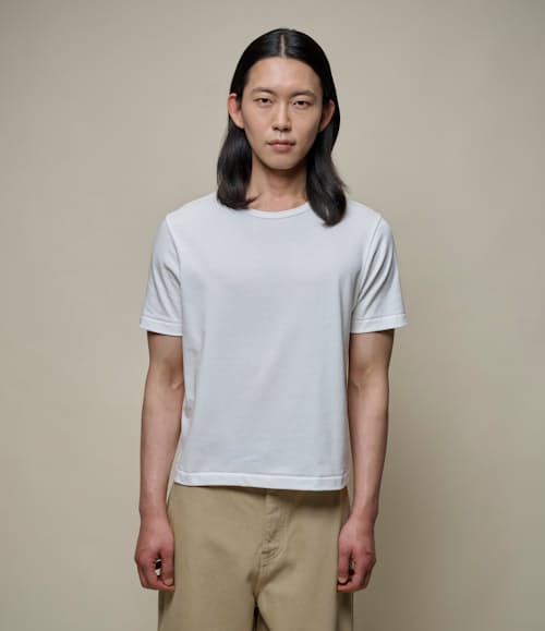 on model image of Cropped Vintage Machine Jersey T-Shirt- 2M15C