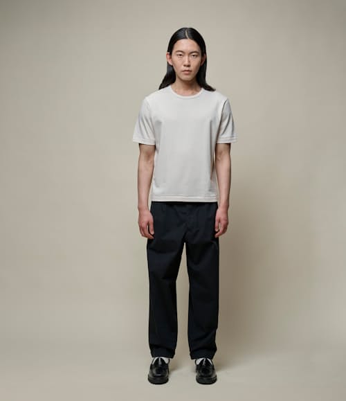 on model image of Classic Cropped T-Shirt- 2M15C