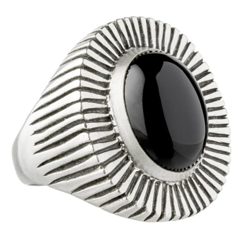 laydown image of Byron Ring w/Onyx