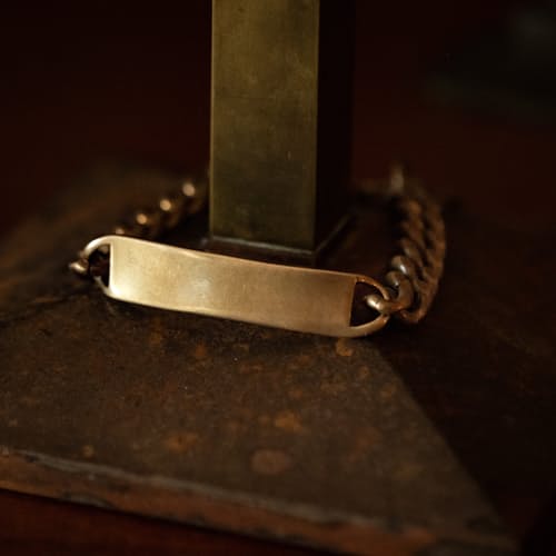 lifestyle image of Classic ID Bracelet