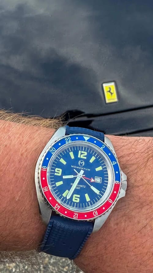 lifestyle image of Sea Quartz 30 GMT Watch