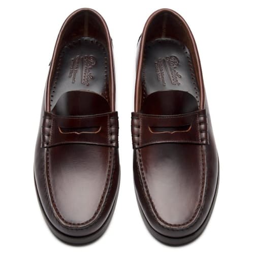 laydown image of Coraux Loafer
