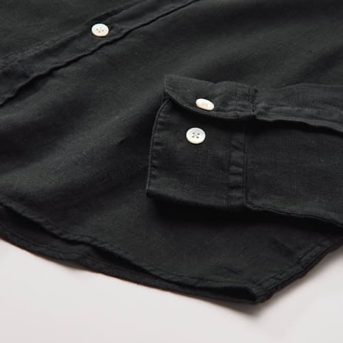 laydown detail image of Classic Linen Summer Shirt