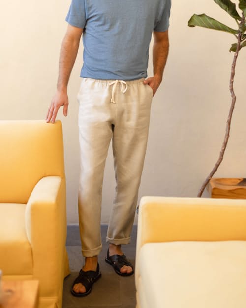 lifestyle image of Bo Linen Pants