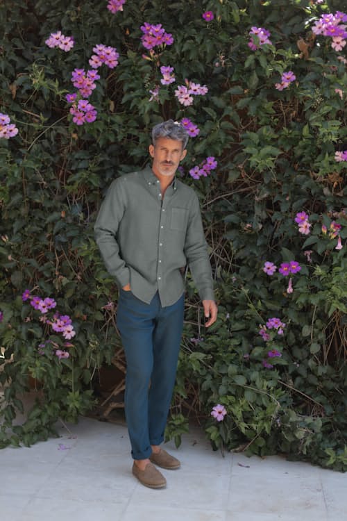 lifestyle image of Playa Linen Shirt
