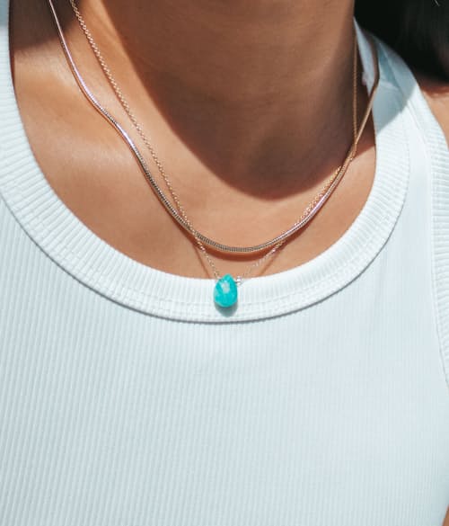 lifestyle image of Women's Larimar Little Gemstone Necklace