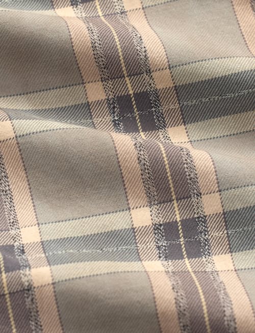 laydown detail image of Wilbur Repaired Workshirt