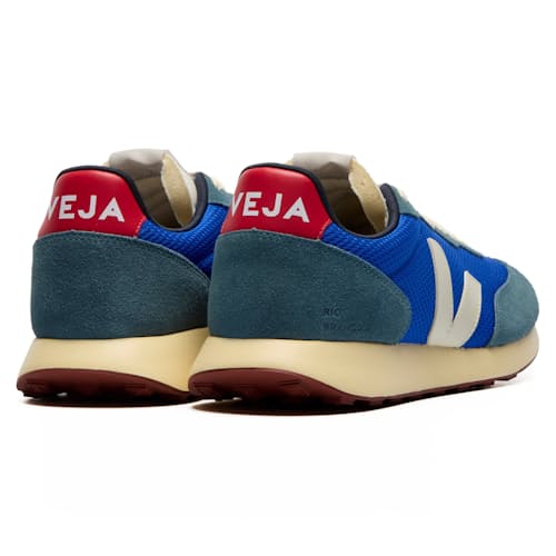 laydown image of Rio Branco II Mesh Sneaker