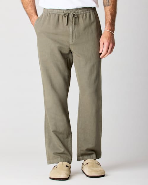 Zac is 6'0", 175lbs, and wearing size M