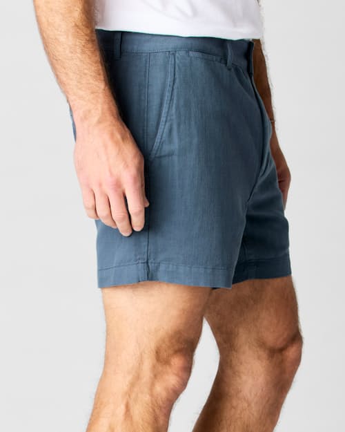 on model image of Cotton Linen Short - 5"