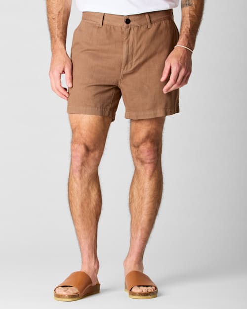 on model image of Cotton Linen Short - 5"
