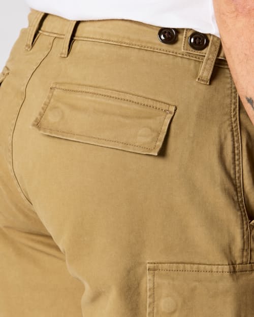on model image of 365 Cargo Short - 9"