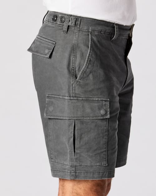 on model image of 365 Cargo Short - 9"