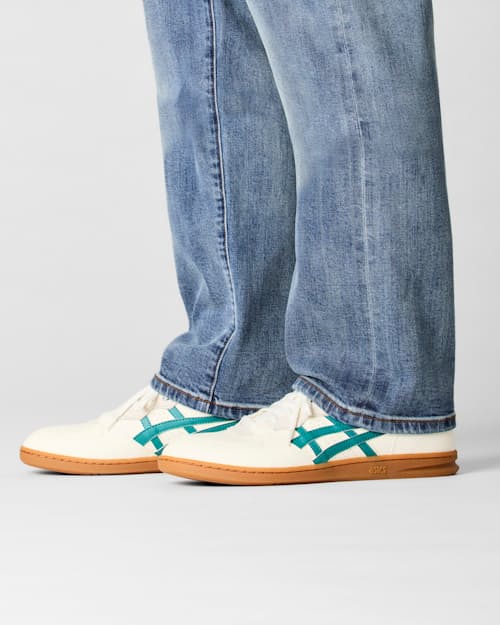 on model image of Stretch Selvedge Denim - HB Classic