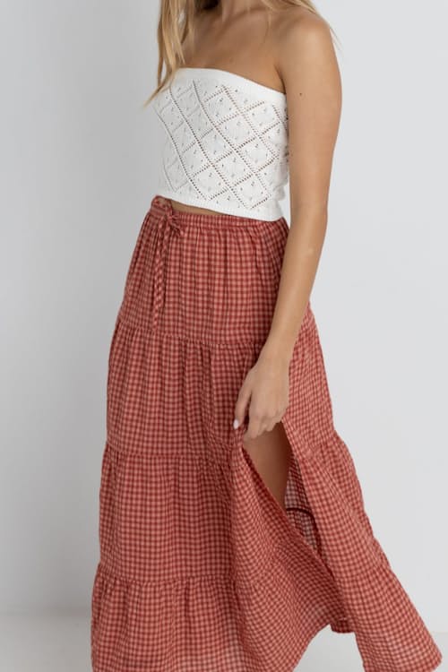 on model image of Women's Lola Check Tiered Maxi Skirt