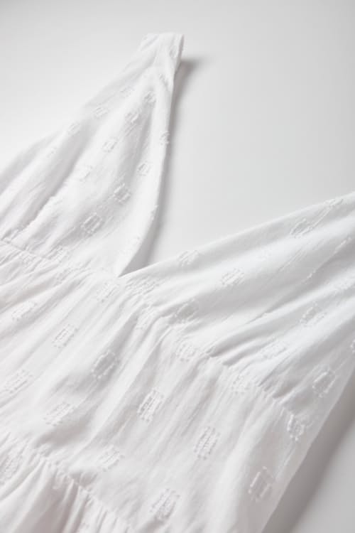 laydown detail image of Women's Mirage Maxi Dress