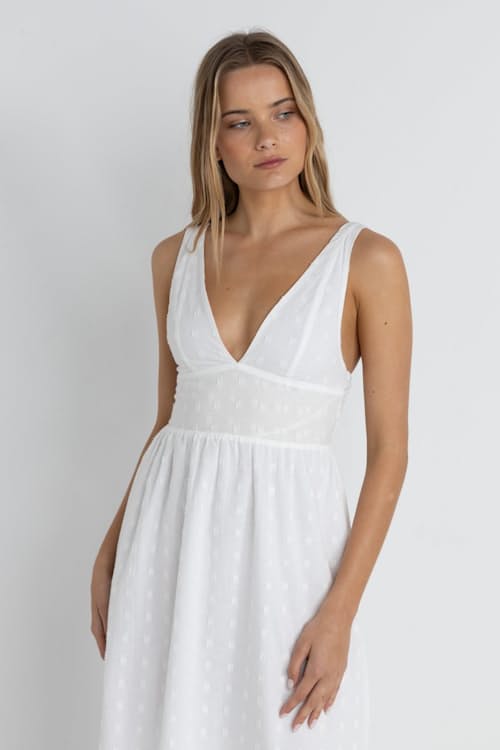 on model image of Women's Mirage Maxi Dress
