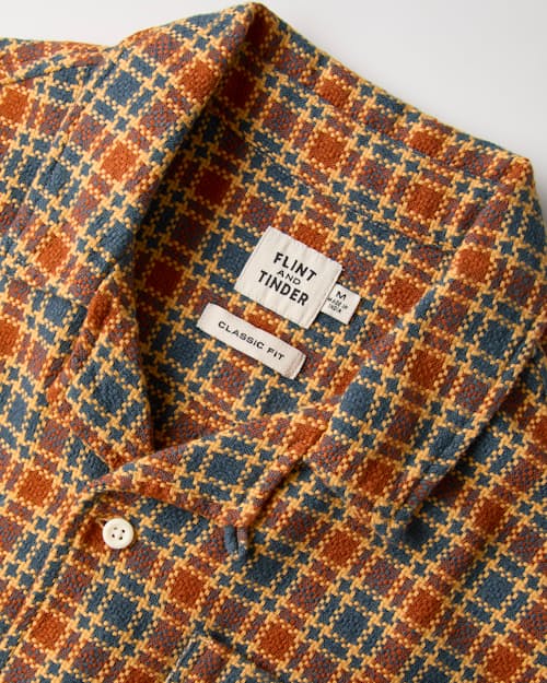 laydown detail image of Leisure Camp Collar Shirt