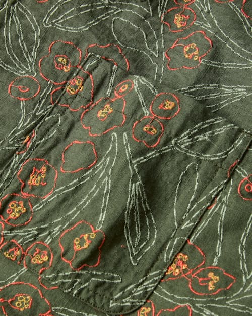 laydown detail image of Leisure Short Sleeve Shirt