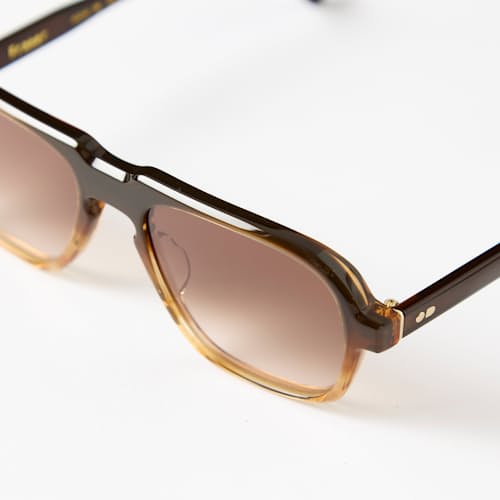 laydown detail image of Fraser Sunglasses