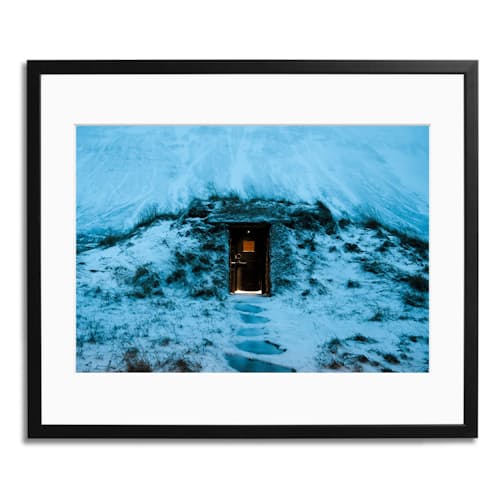 laydown image of Viking Sauna - Huckberry Archives