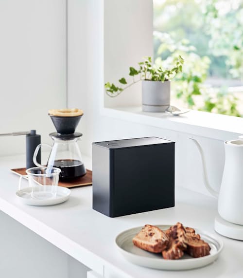 lifestyle image of Vacuum-Sealing Coffee Storage