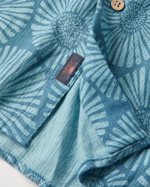 laydown detail image of Breeze Summer Shirt