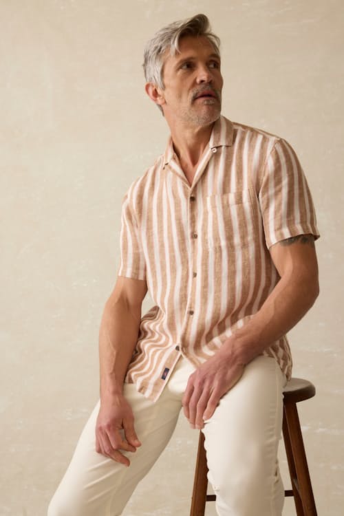 on model image of Palma Linen Short Sleeve Shirt