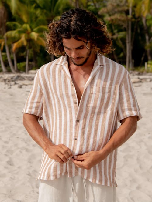 lifestyle image of Palma Linen Short Sleeve Shirt