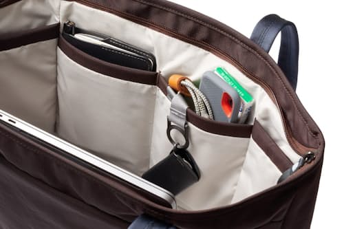 laydown detail image of Tokyo Tote Bag - 15L