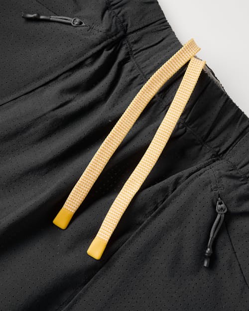 laydown detail image of Adventure Lined Short - 6"