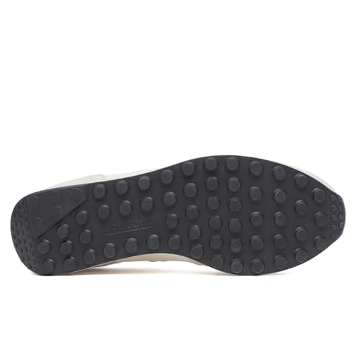 laydown image of Trainer 80
