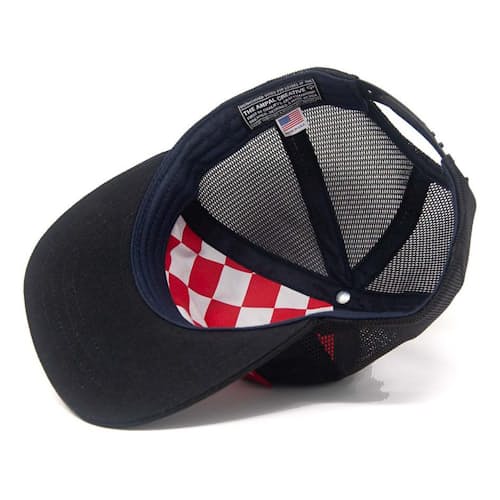laydown image of Rallye Trucker