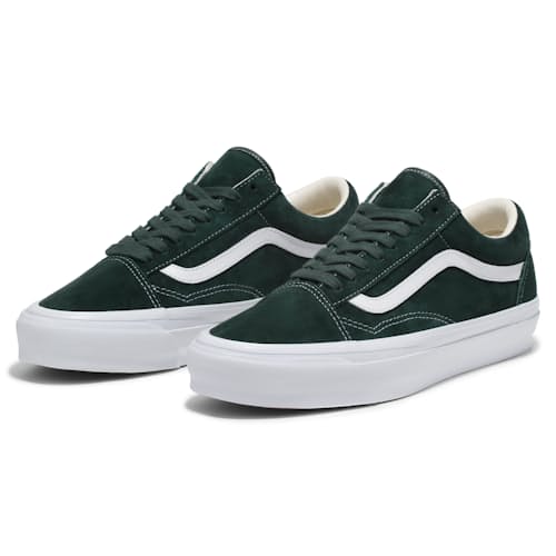 laydown image of Premium Old Skool Suede Sneaker