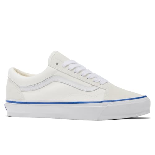 laydown image of Premium Old Skool Suede Sneaker