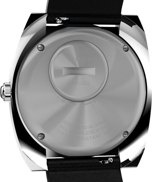 lifestyle image of World Time Reissue 39mm Leather Strap Watch
