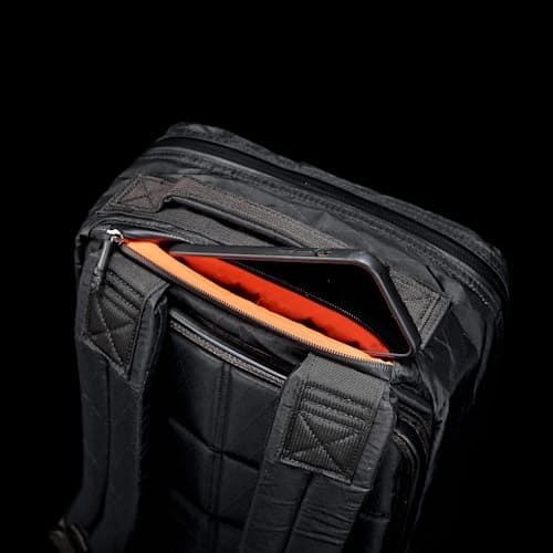 laydown detail image of GR1 X-Pac Backpack - 21L