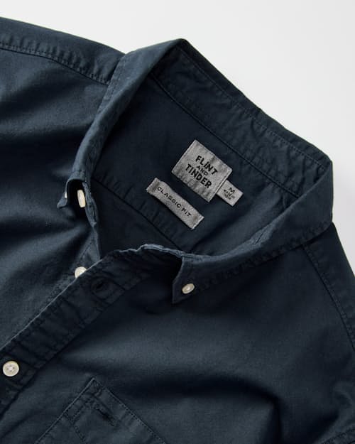 laydown detail image of Classic Oxford