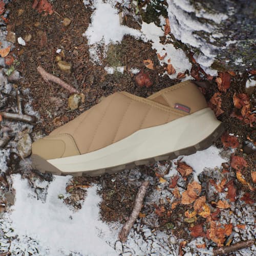lifestyle image of Terrex Winter Slip On Cold.RDY Sneaker