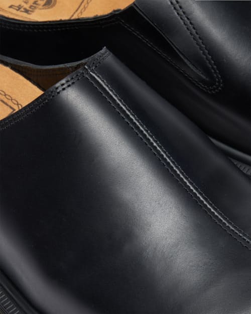laydown detail image of Orleans San Mule