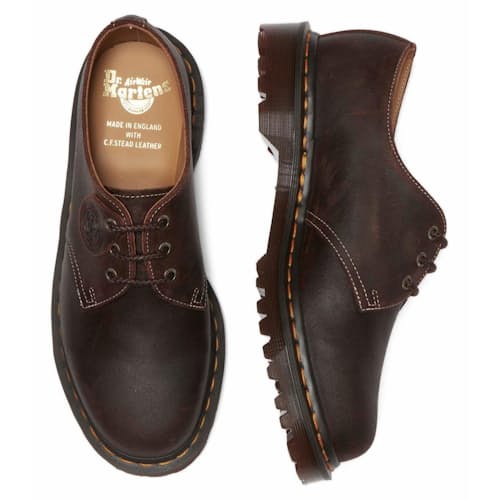 laydown image of 1461 Made In England Commander Oxford Shoe