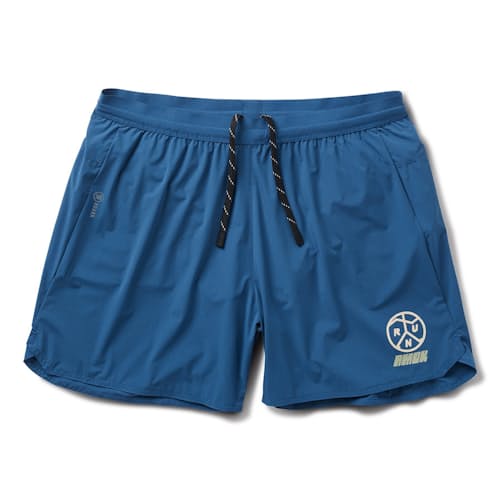 laydown image of Alta Run Shorts - 5"