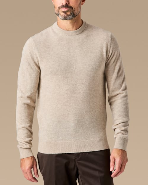 lifestyle image of EasyCash Merino Crewneck Sweater