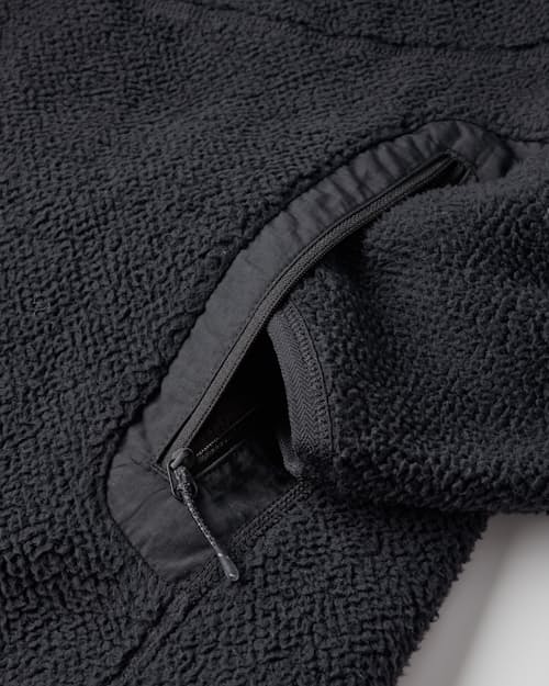 lifestyle image of Tahr Fleece Jacket